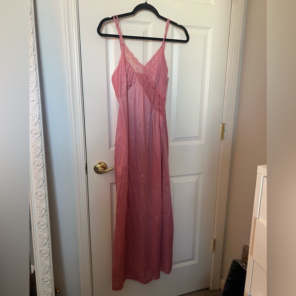 Vintage Other - Vintage Pink Lace Nightgown